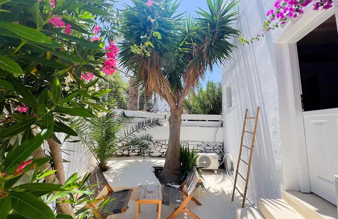 White Pearl Mykonos-1